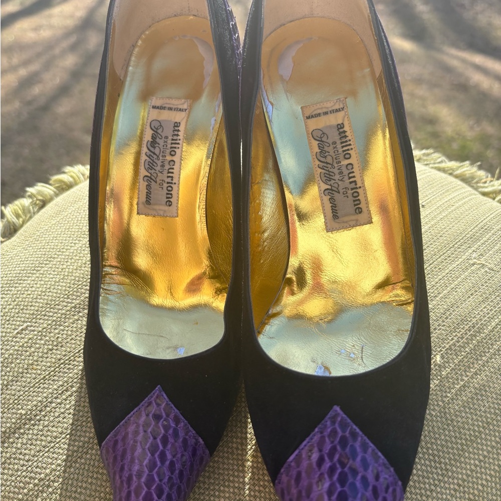 Saks Fifth Avenue Black Label Black and Purple Heels VINTAGE ANTILLO